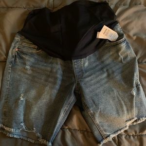 Maternity shorts